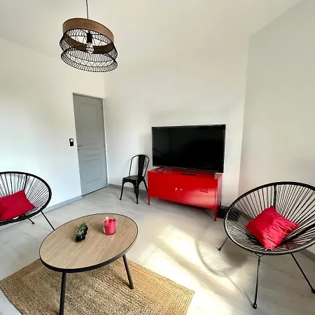 L'oratoire Apartment