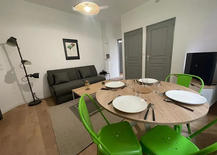 L'oratoire Apartment *